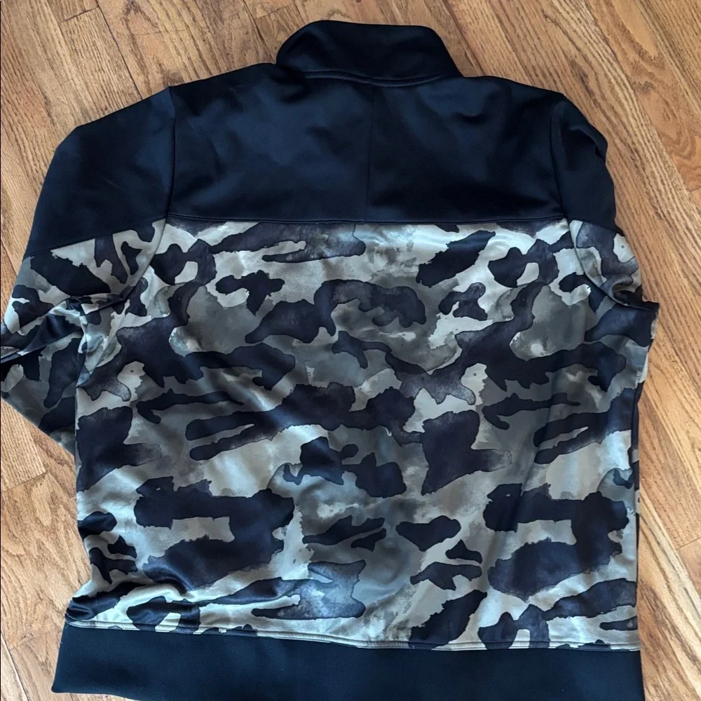The North Face Black and Camouflage Full-Zip Jacket